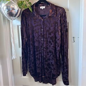 ACOA Women's Purple Floral Velvet-Appliqué Button-Up Blouse
